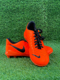 Nike Magista