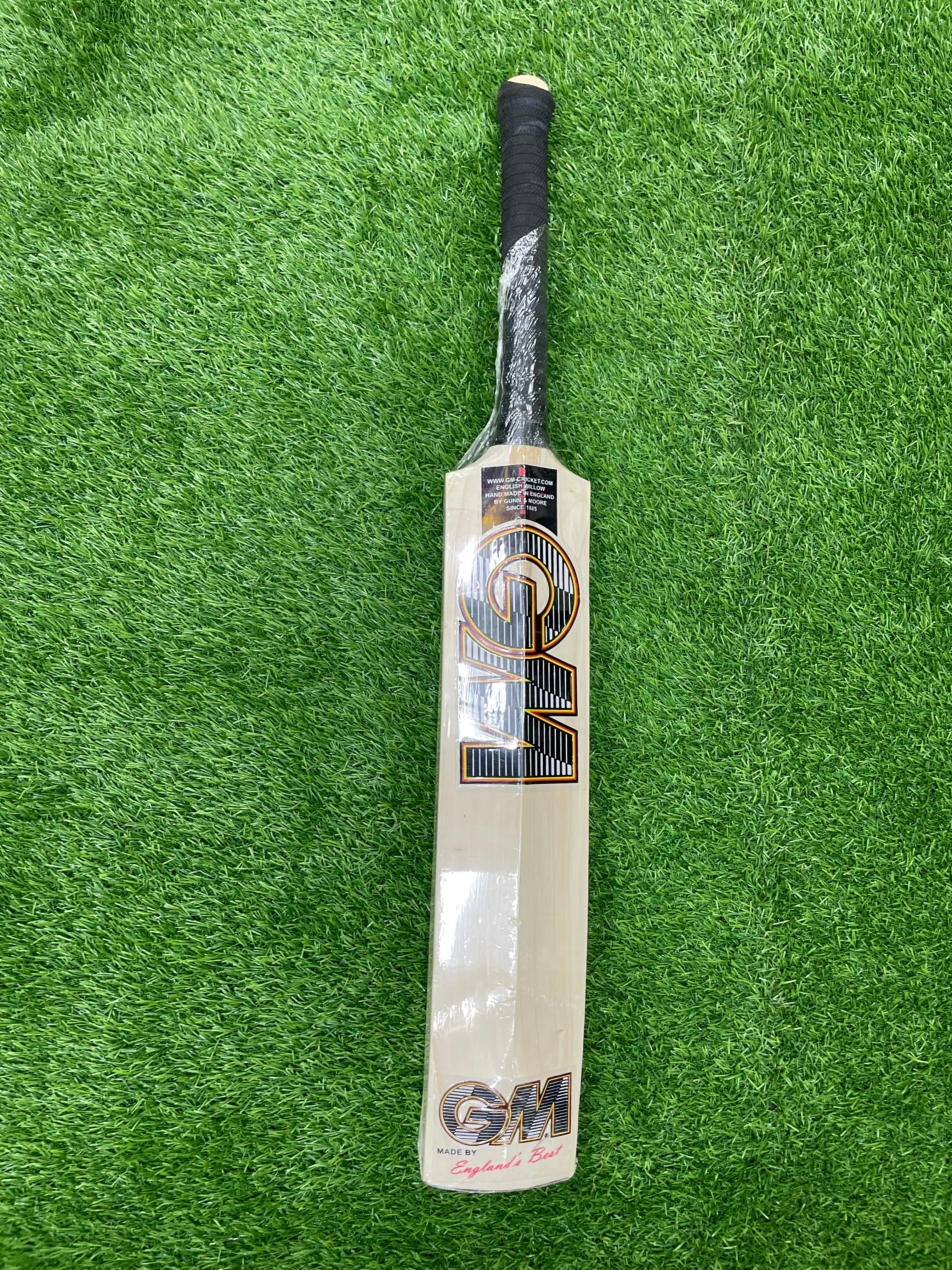 Kashmir Willow Bat GM (Junior Size)