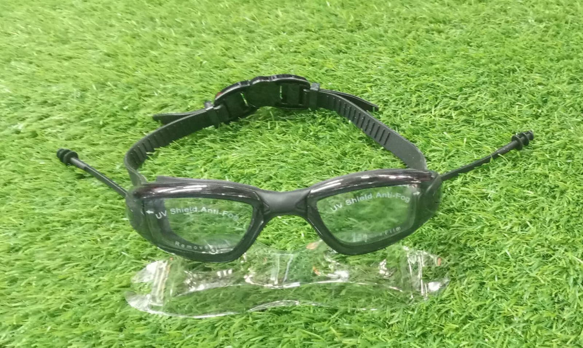 Swimming Goggles with Protective Case